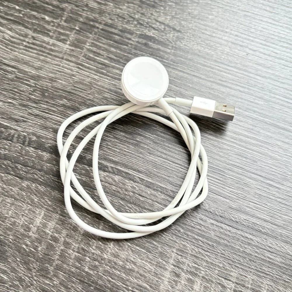 Apple Watch Series 3 – 42mm – Aluminum – Cellular - Fair Condition